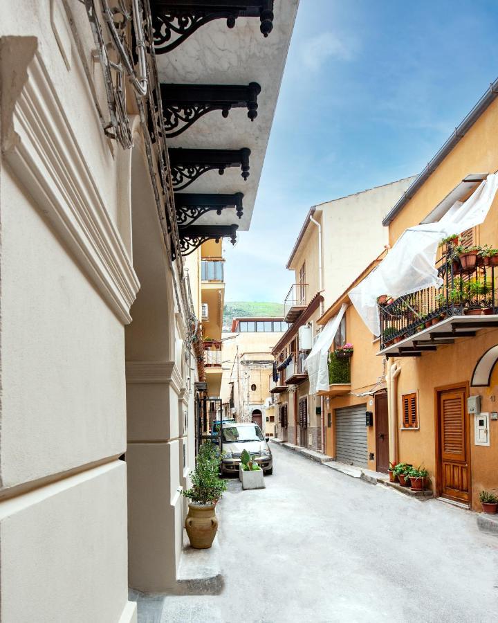 Palazzo Al Carmine Hotel Monreale Bagian luar foto